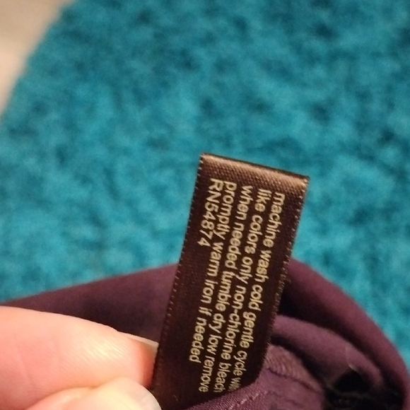 Women's Burgundy Short Sleeve Top - Picture 9 of 10